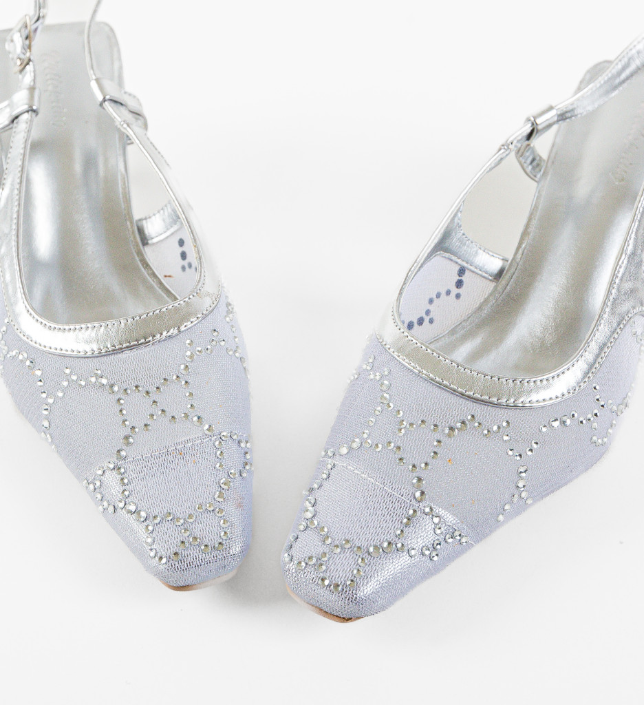 Pantofi Toc Argintii - Eleganță și Stil - imagine 8