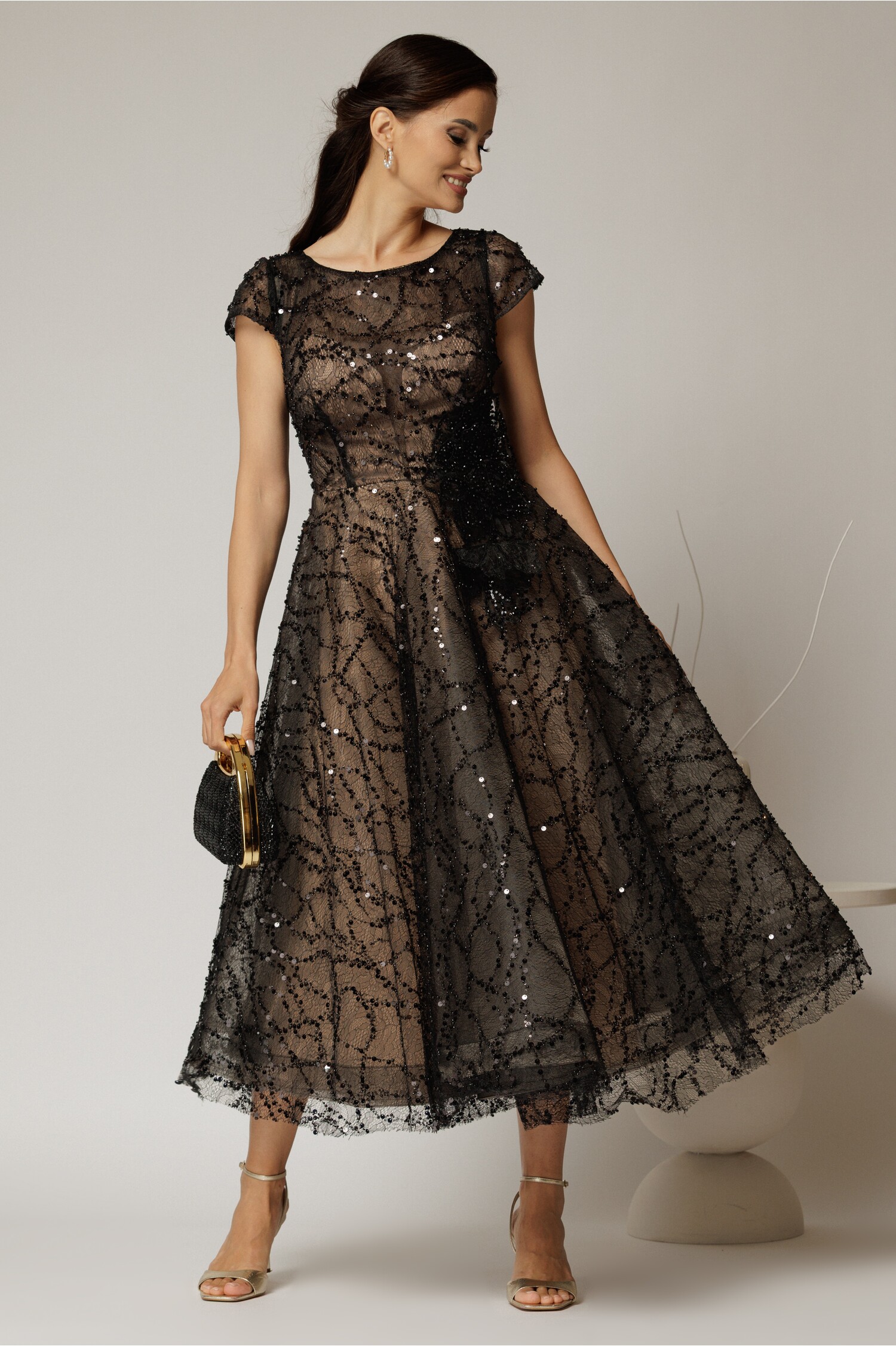 Rochie Neagra Dantela cu Paiete si Perle