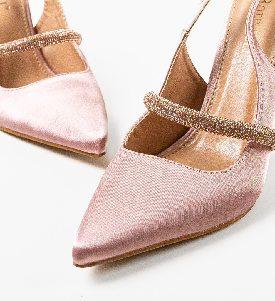 Pantofi Calvin cu toc elegant - confort și stil - imagine 6