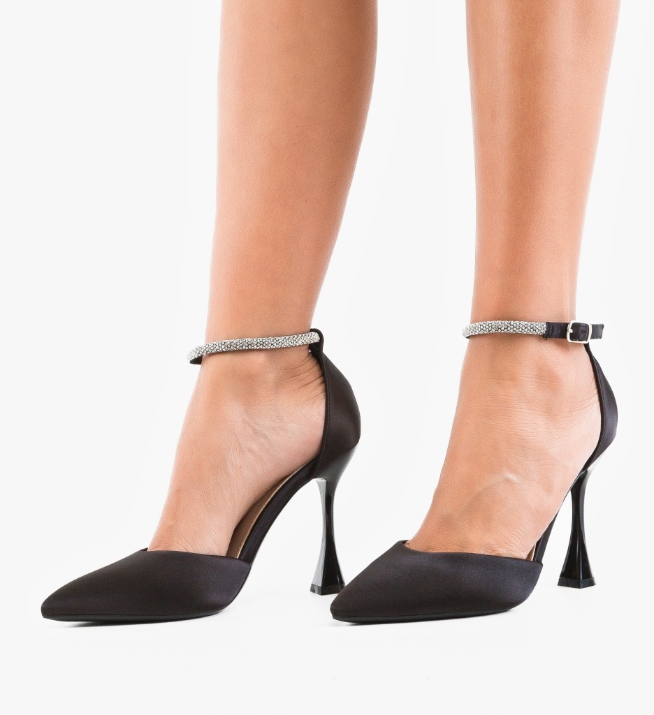 Pantofi cu toc Rory Negri – Eleganță și Stil