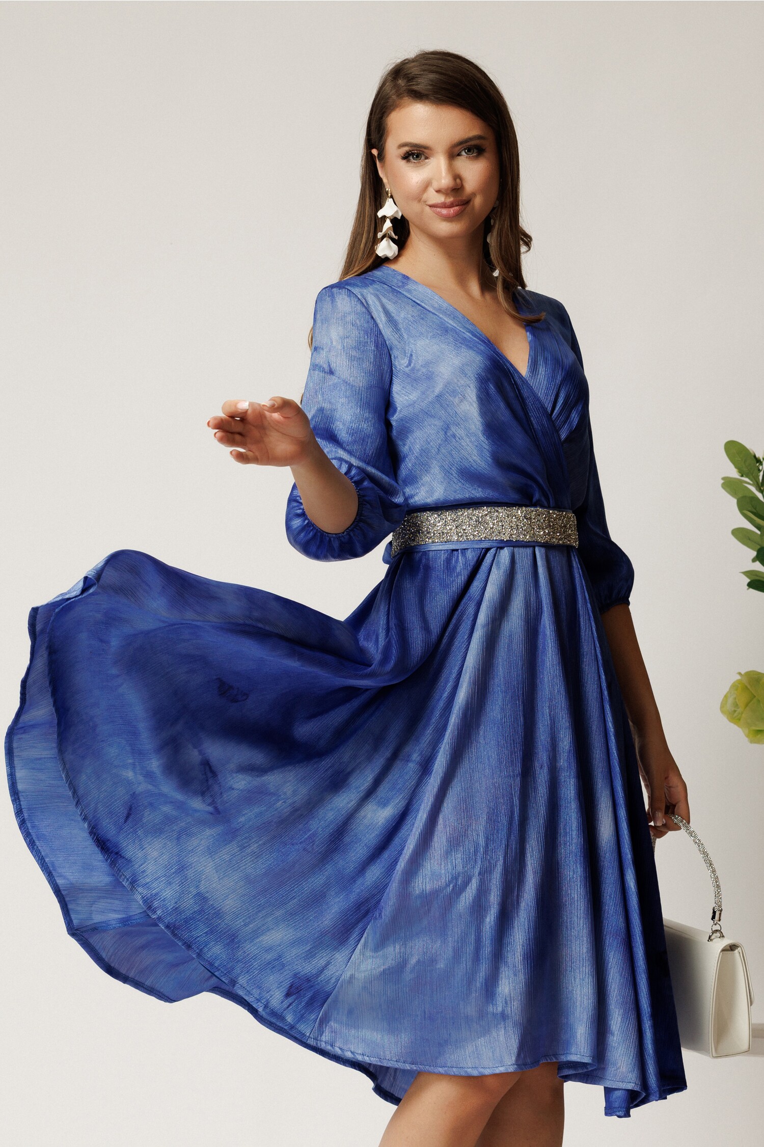 Rochie Eleganta Albastra din Satin cu Strasuri