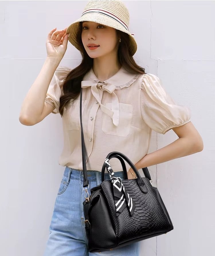 Geanta Sorelle Mov Delis - Elegantă și Practică - imagine 3