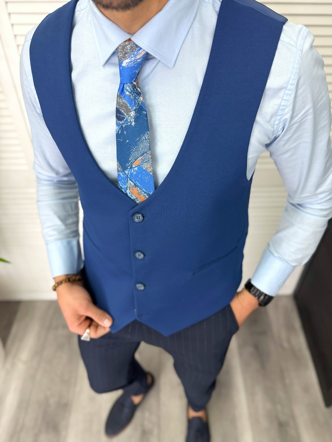 Vesta Barbati Albastra Eleganta | Look Impecabil