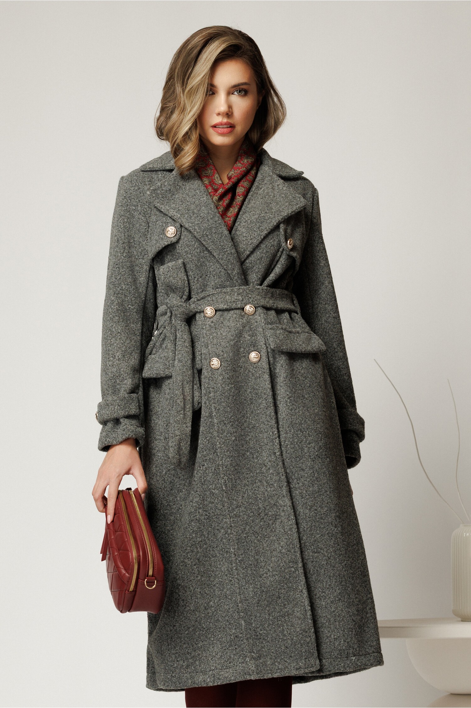 Palton Gri Bucle cu Cordon - Stil și Confort