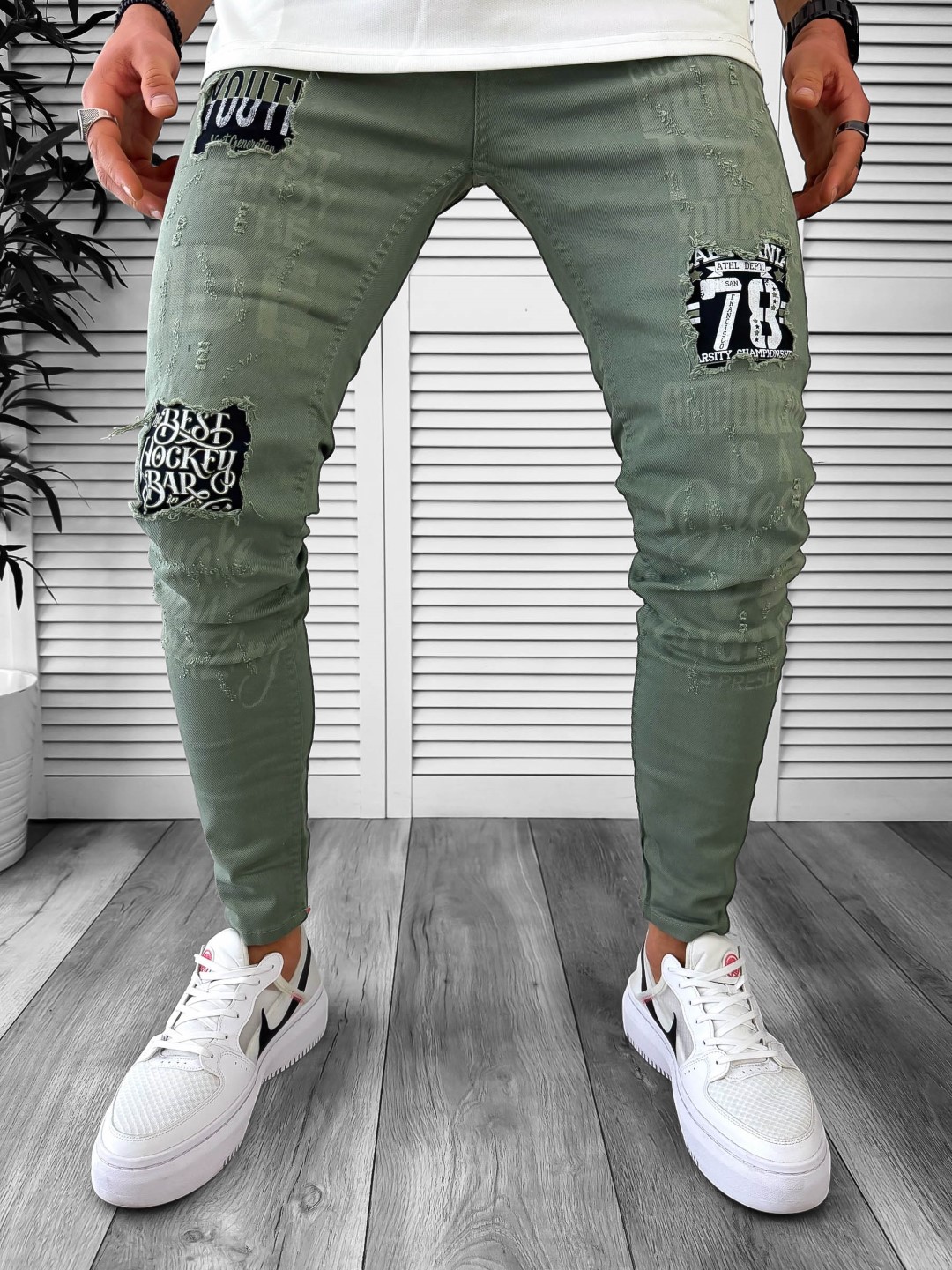 Blugi Barbati Conici Verzi cu Stickere | Stil Modern