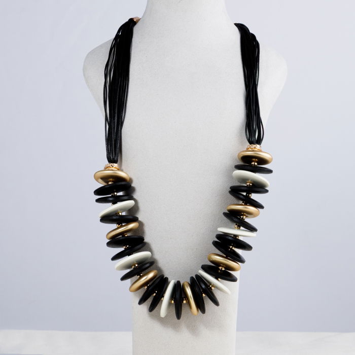 Colier Modern Lemn Shopika | Design Elegant