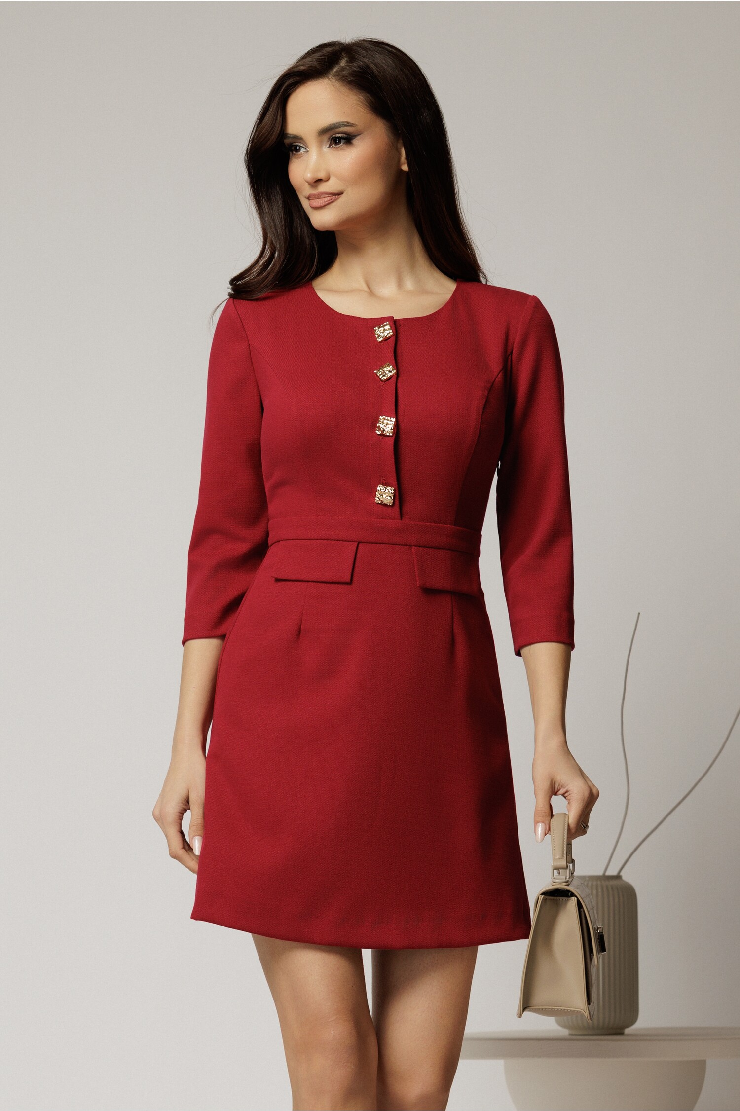 Rochie Scurta Bordo Nasturi DY Fashion