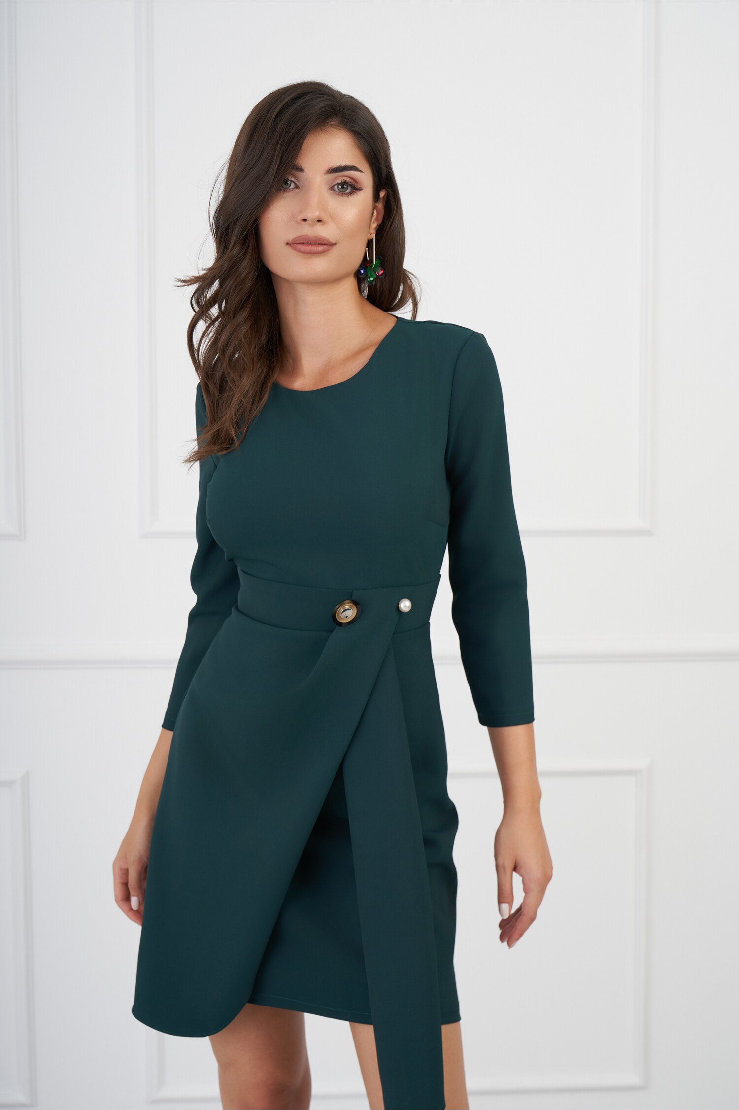 Rochie Verde Elegantă cu Broasă Detasabilă