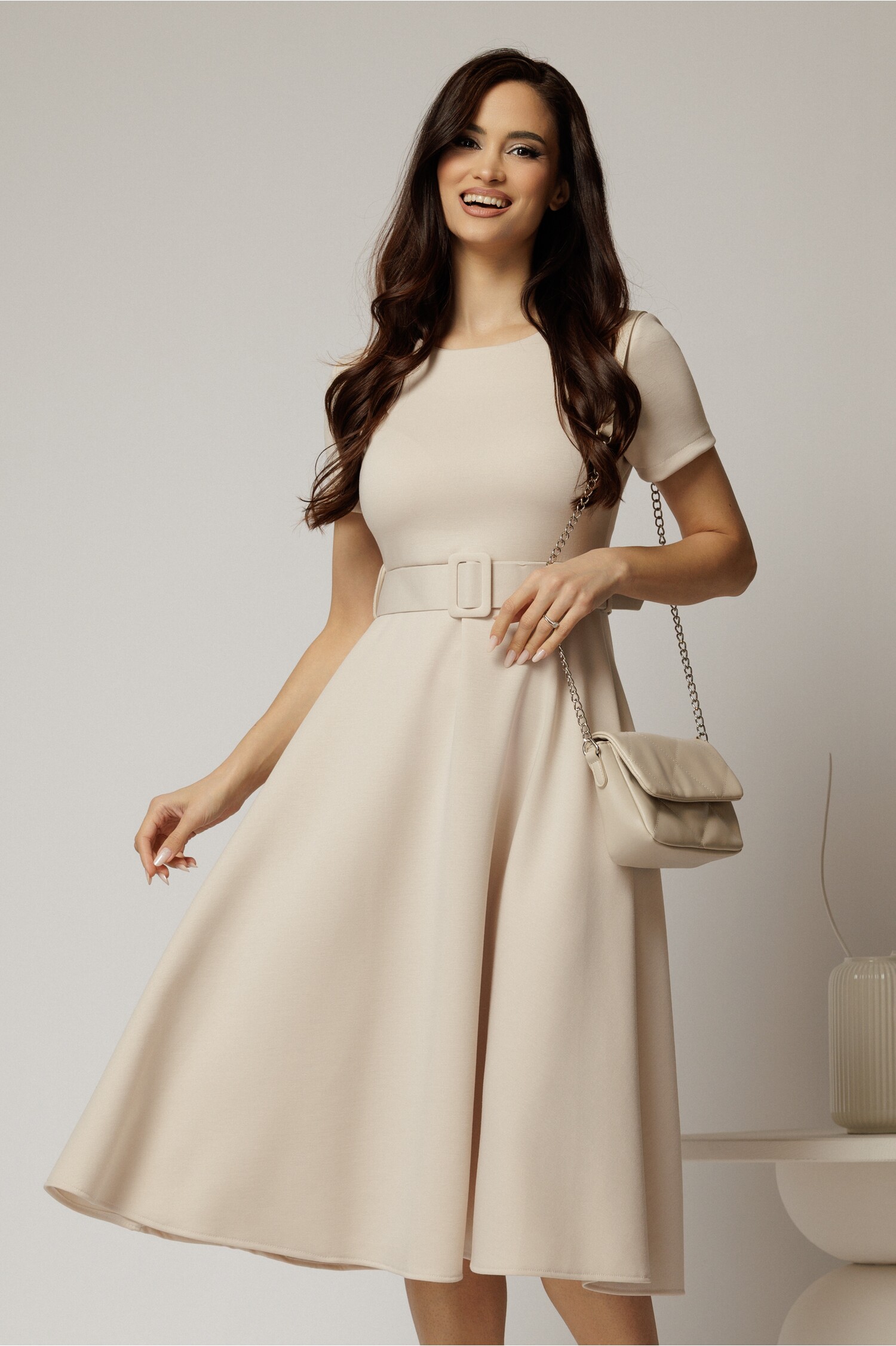 Rochie Midi Bej cu Curea - Croi Elegan