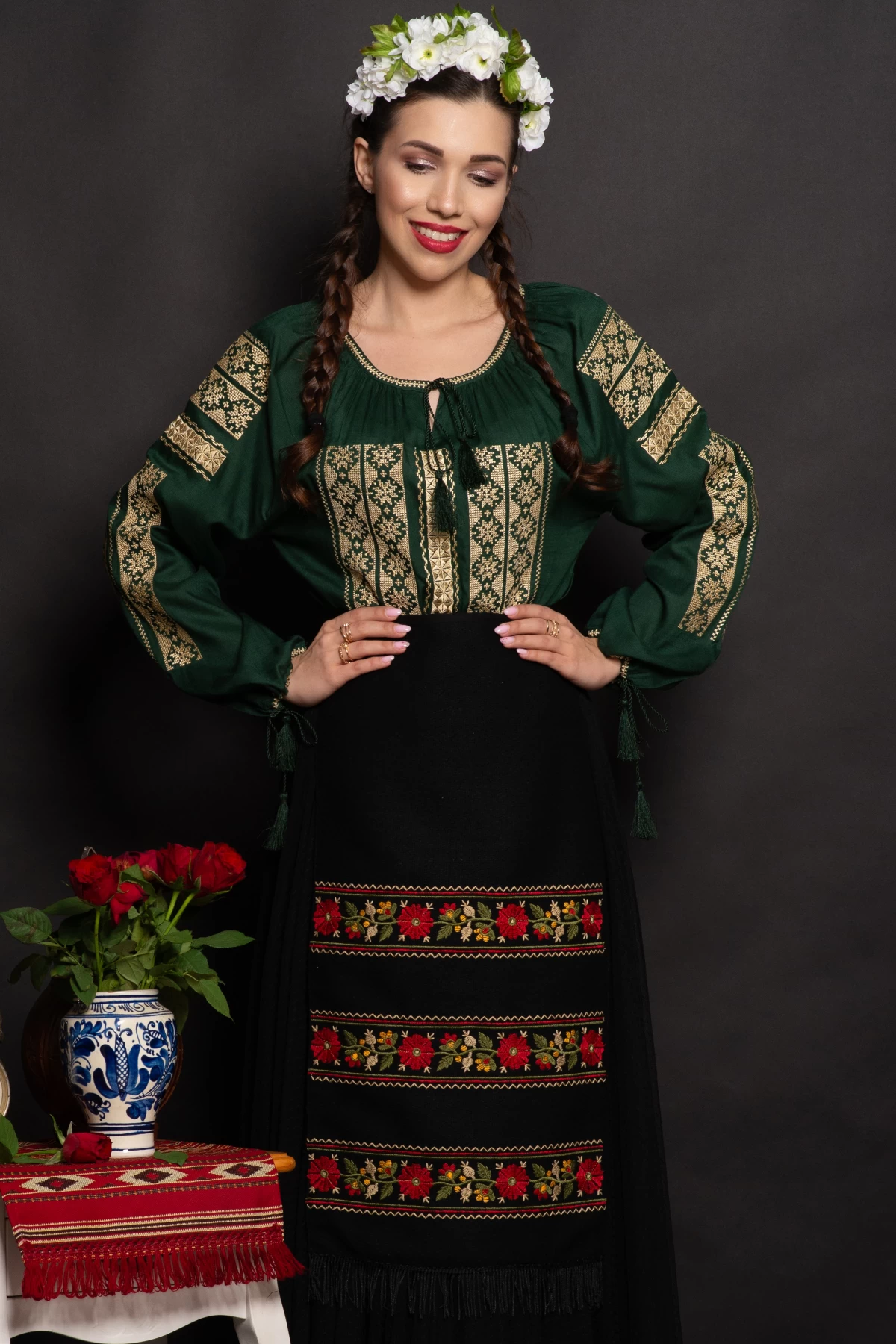 Fotă Sabrina Traditional cu flori brodate