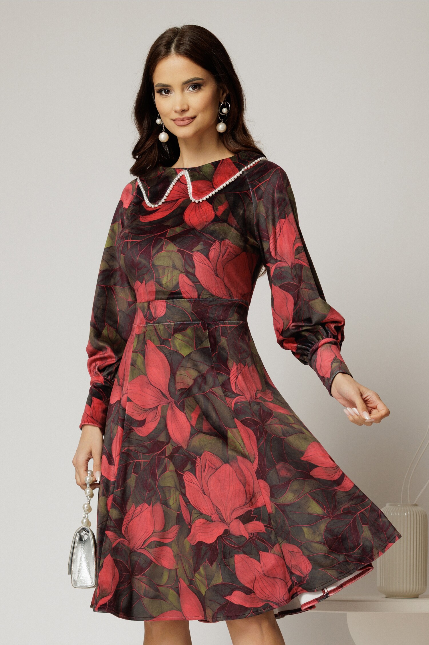 Rochie DY Fashion catifea rosu cu perle elegant