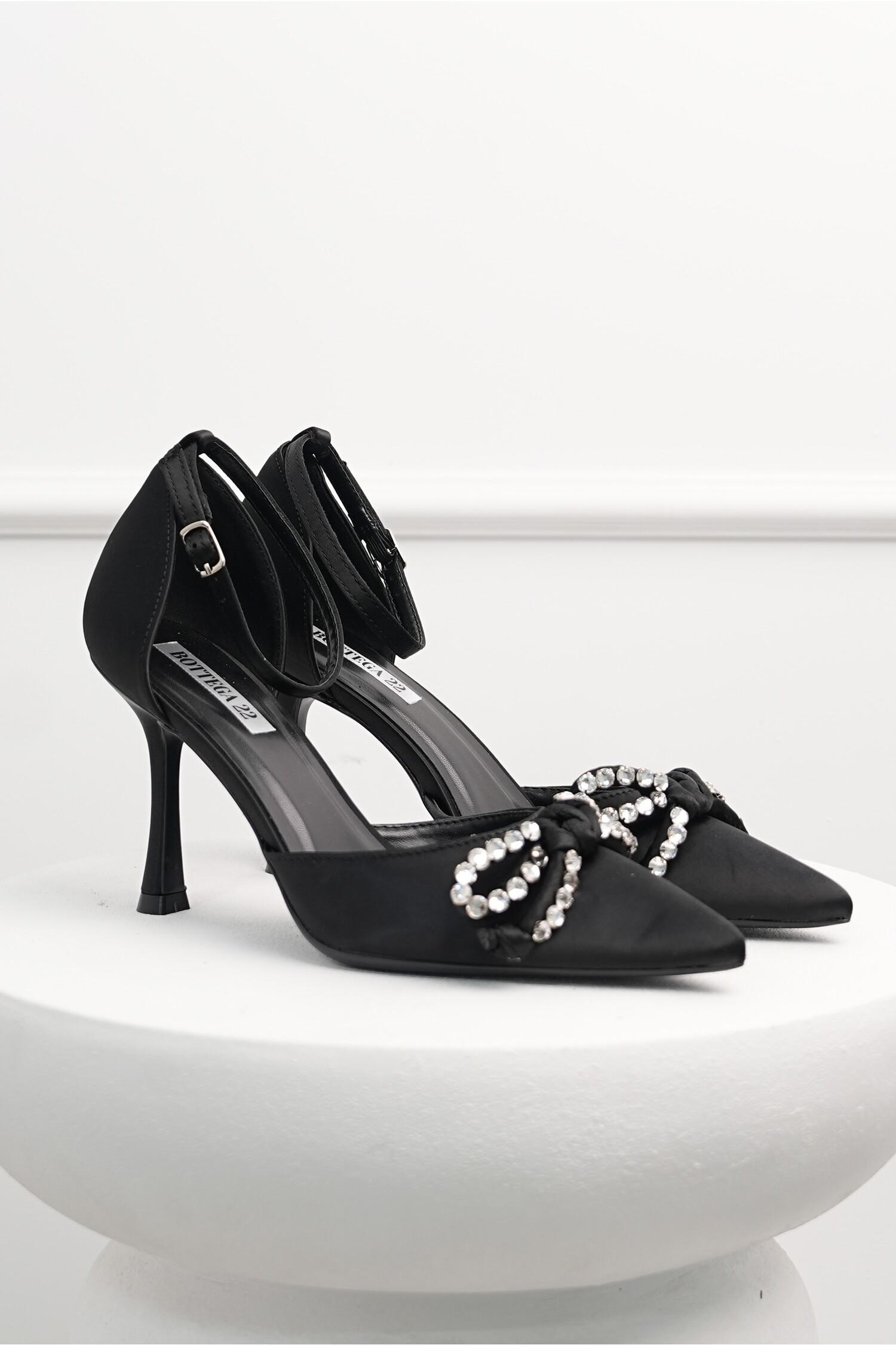 Pantofi Eleganti Satin Negri cu Funda