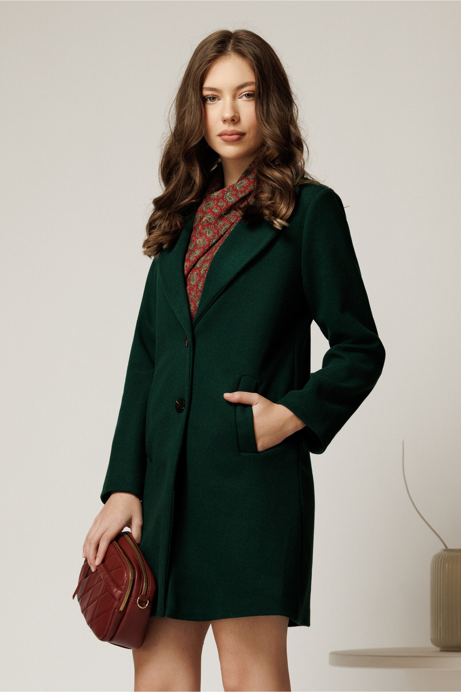 Palton Verde Elegant din Stofa pentru Femei