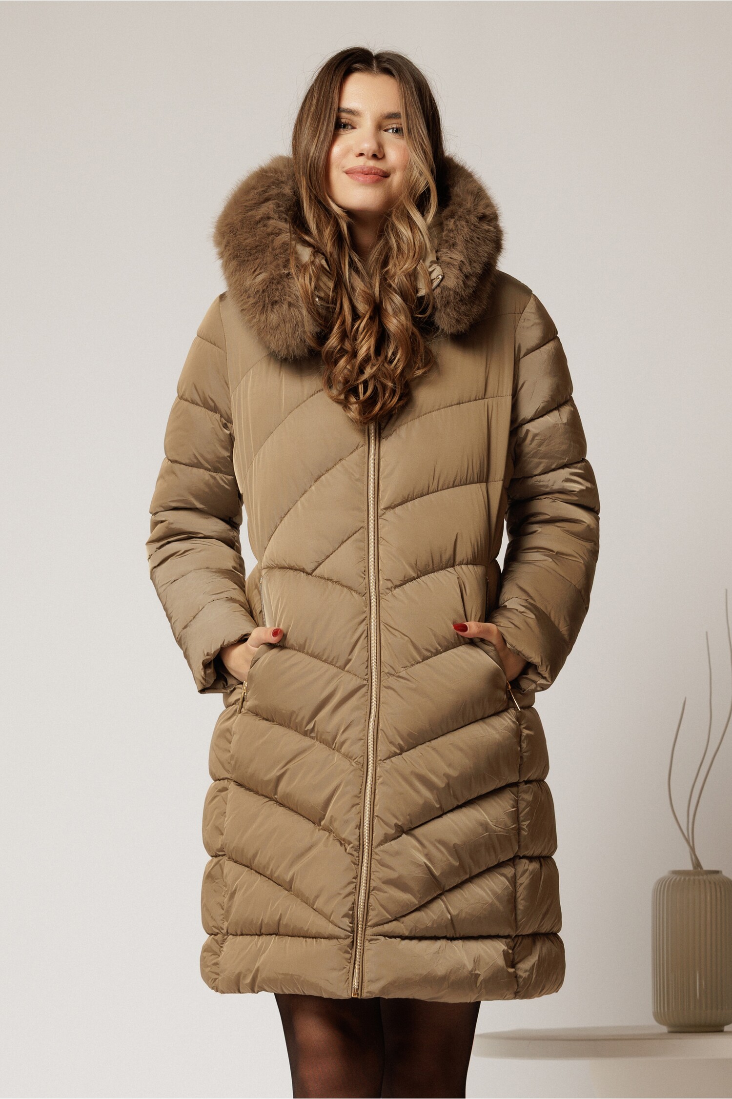 Geaca Dama Maro cu Gluga Detasabila | Eleganta Iarna