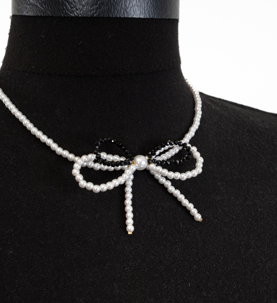Colier Dyta Alb - Accesoriu Elegant Versatil - imagine 3