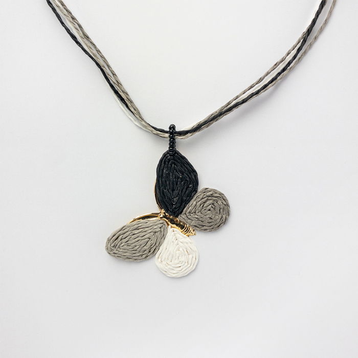 Colier Fluture Mult Siruri Gri-Alb | Shopika