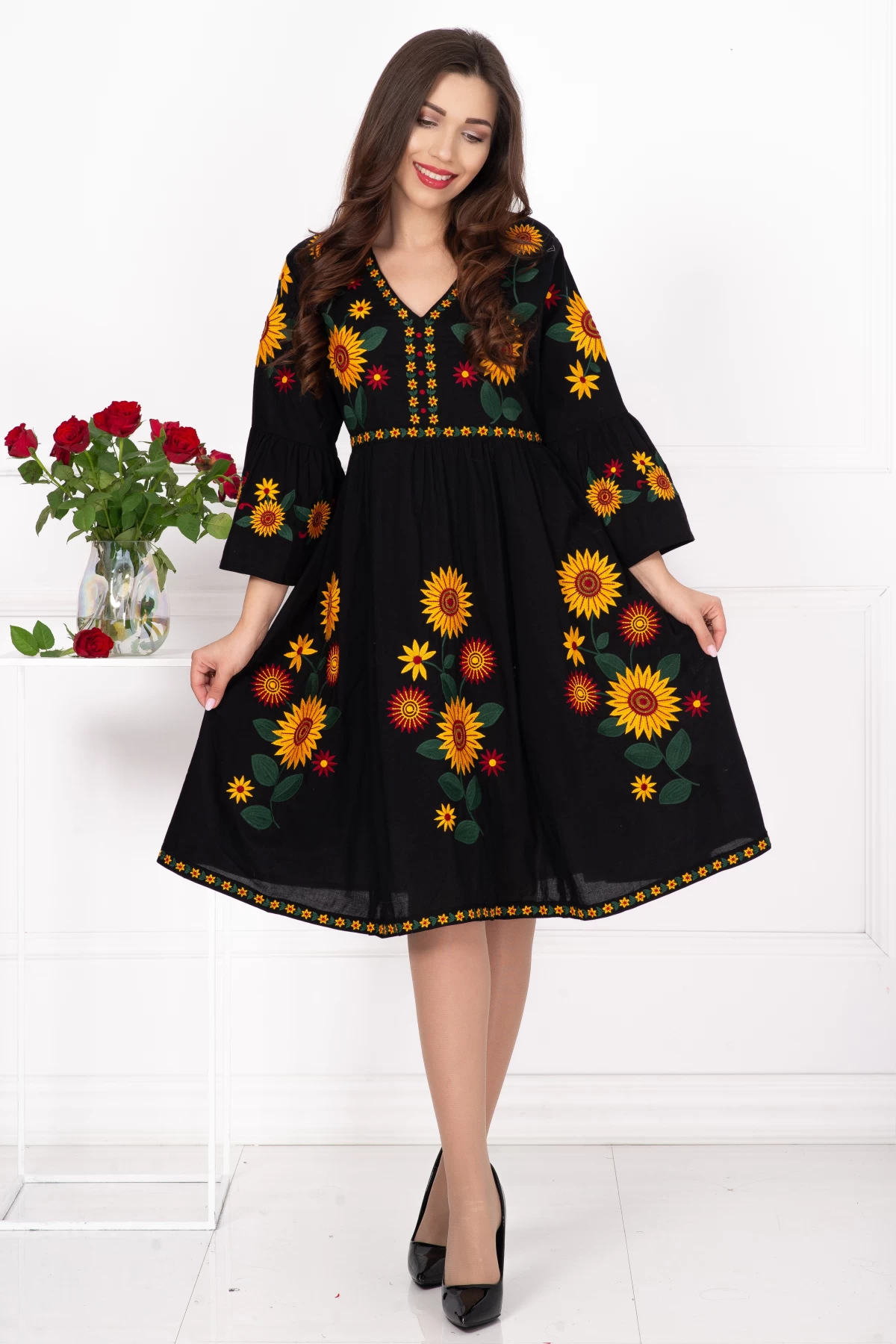 Rochie Traditionala Angelica Brodata Floarea Soarelui - imagine 1