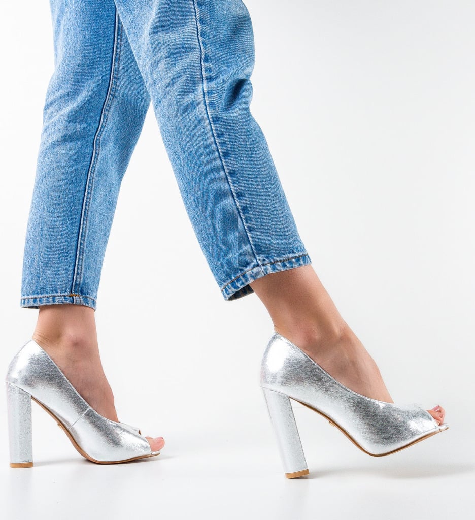 Pantofi Mervin Argintii cu Toc Elegant