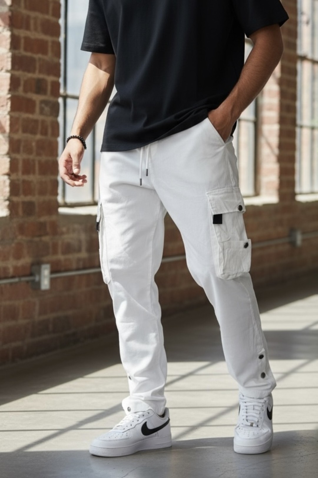 Pantaloni Cargo Albi Conici - Confort și Stil Urban