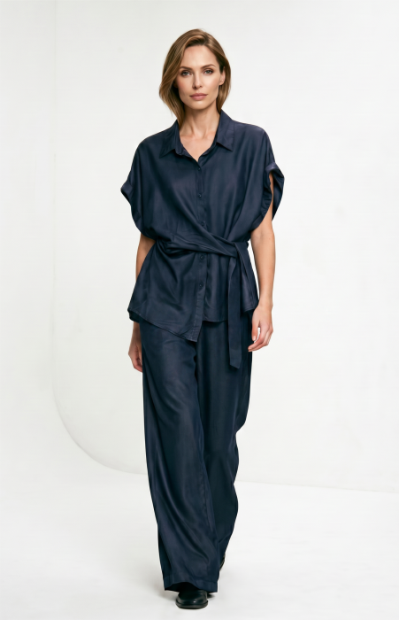 Compleu dama , camasa si pantaloni, croi lejer, elegant casual, din tencel, albastru jeans inchis