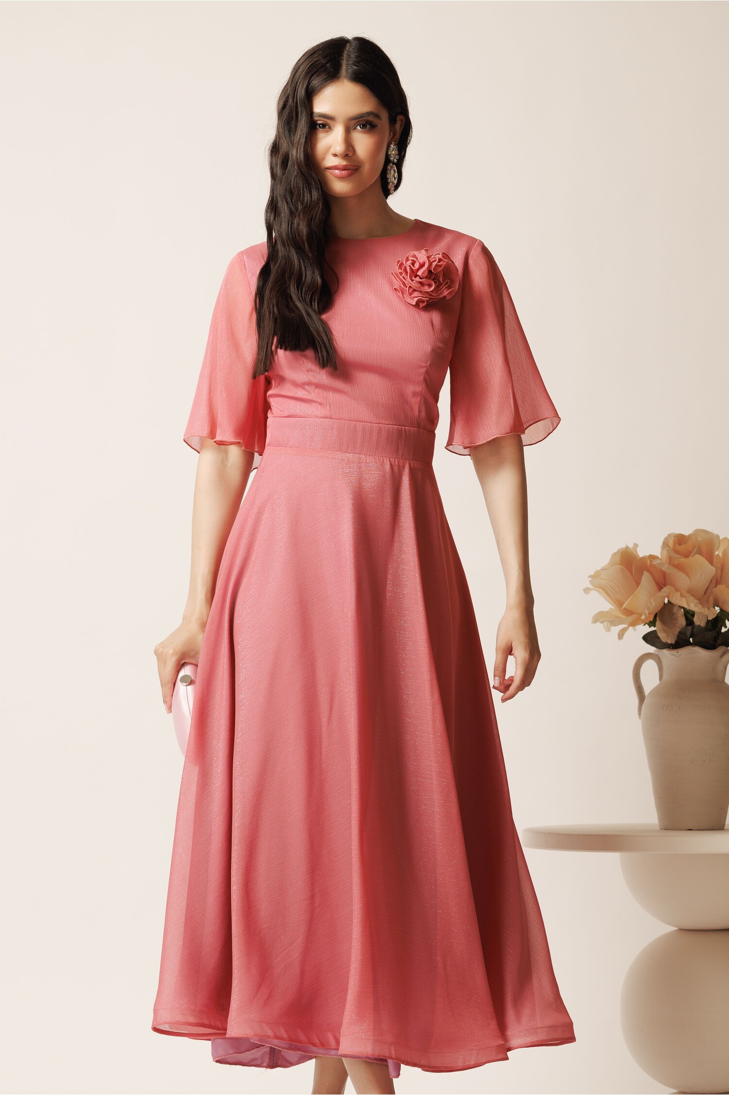 Rochie Lunga Roz Voal Lurex cu Accesoriu