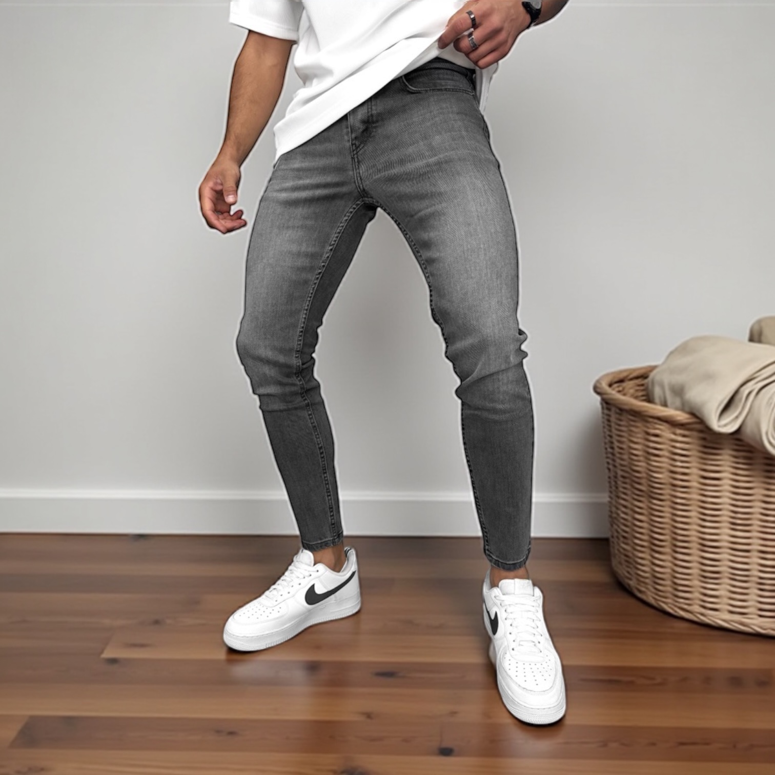 Blugi Barbati Conici Tapered Fit