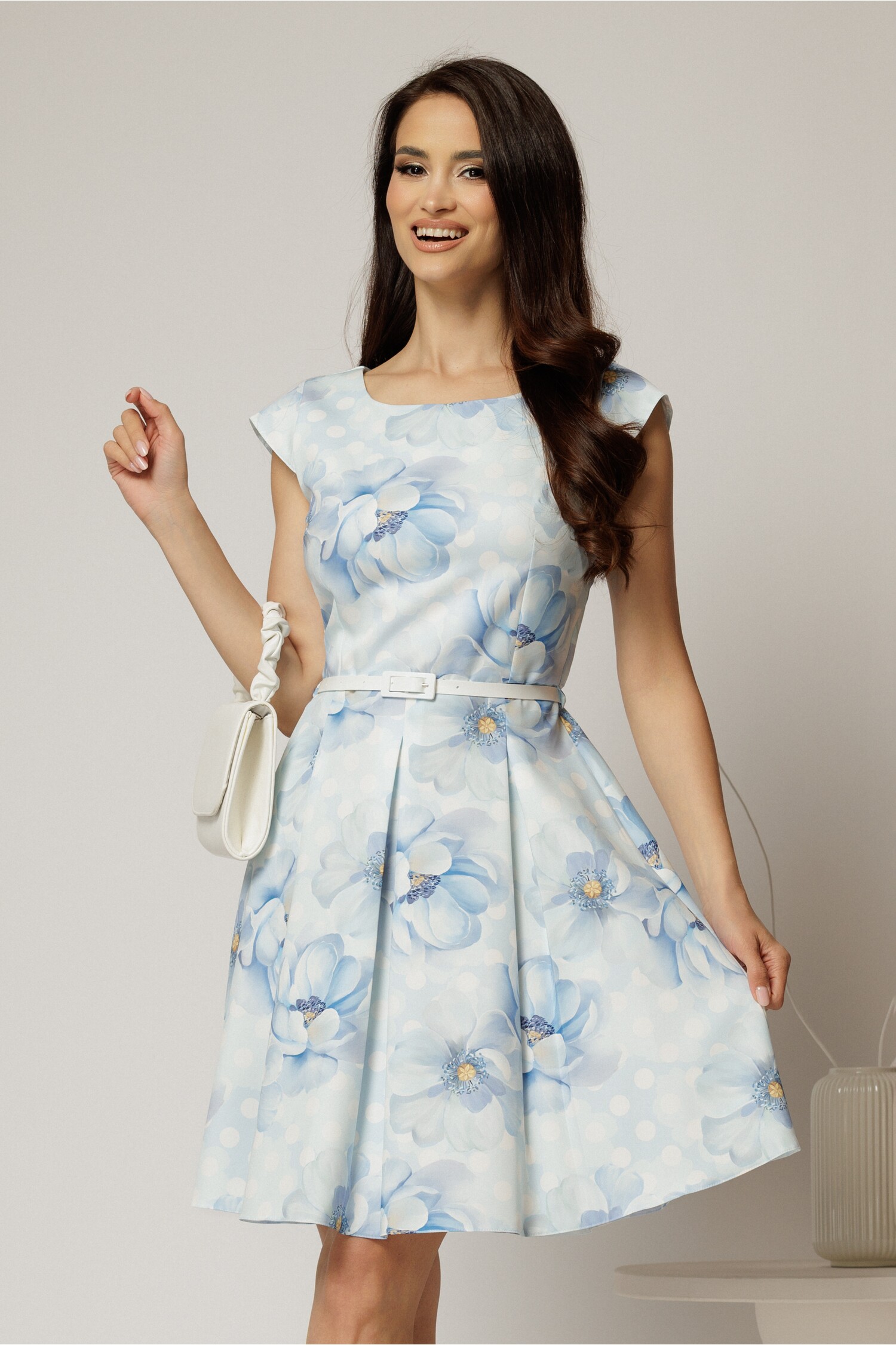 Rochie Scurtă Bleu Floral cu Curea