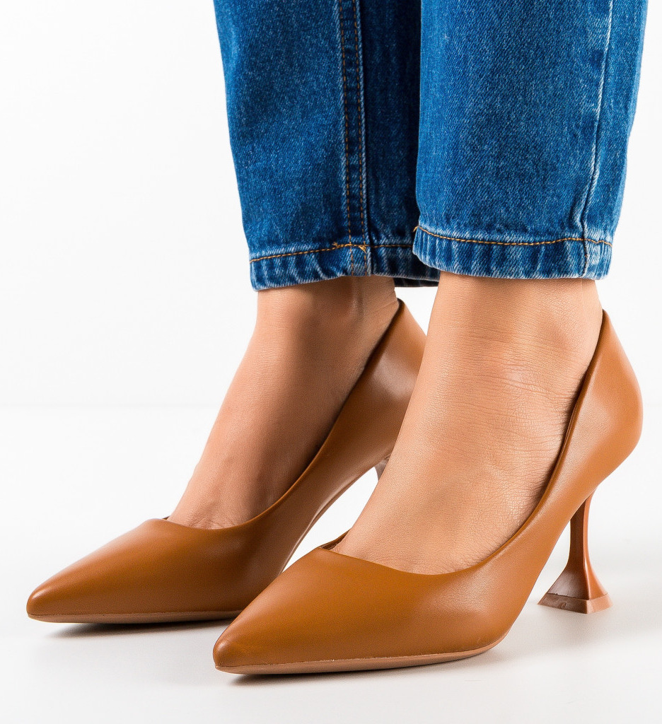 Pantofi cu Toc Camel Wiktor | Eleganță și Stil