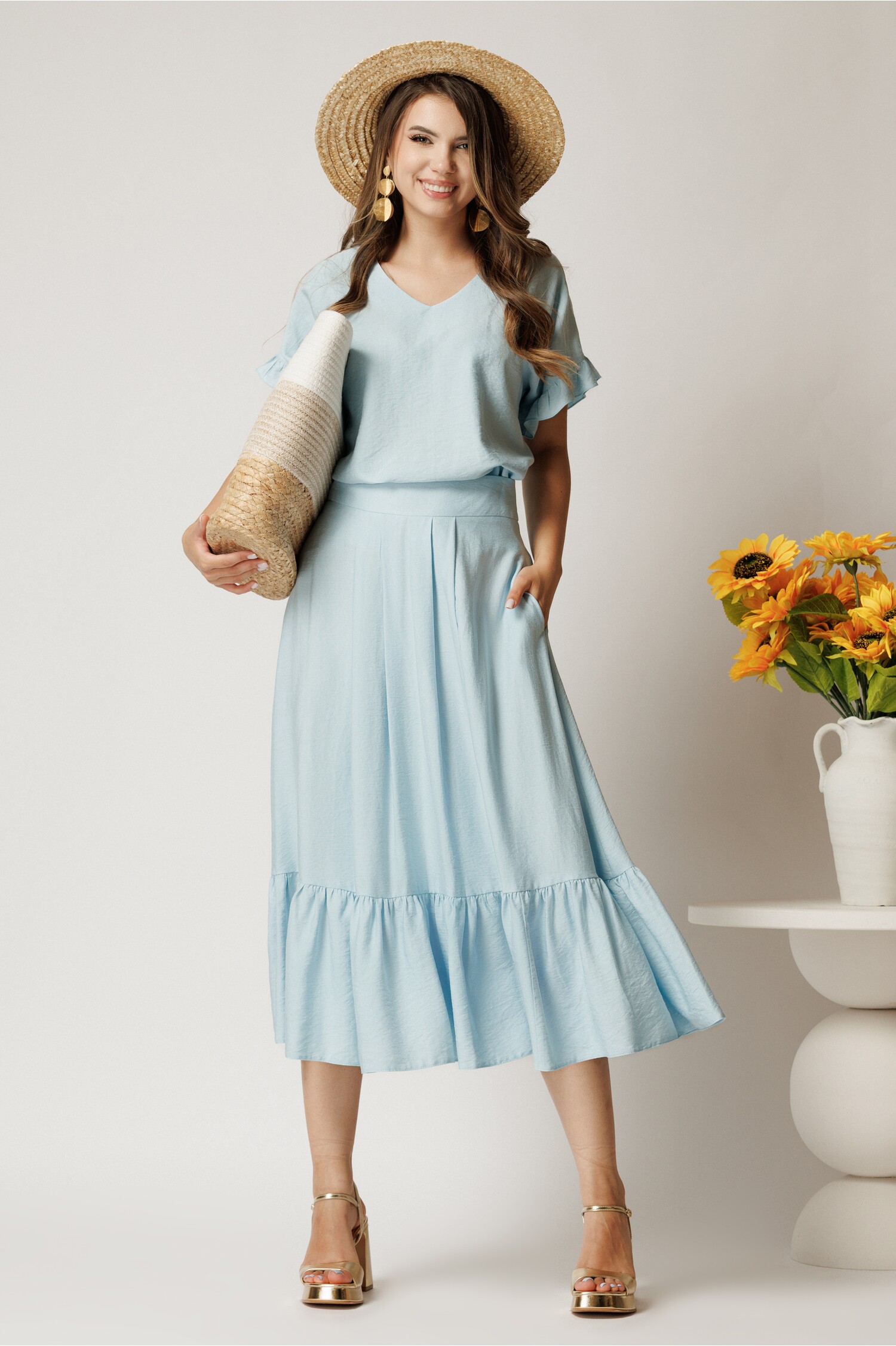 Fusta midi bleu clos cu volan - Eleganță feminină