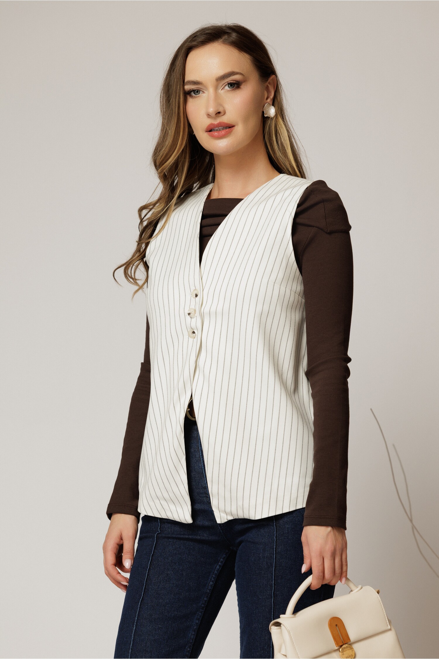 Vesta Casual Alba cu Dungi și Viscoză | Eleganță Confortabilă