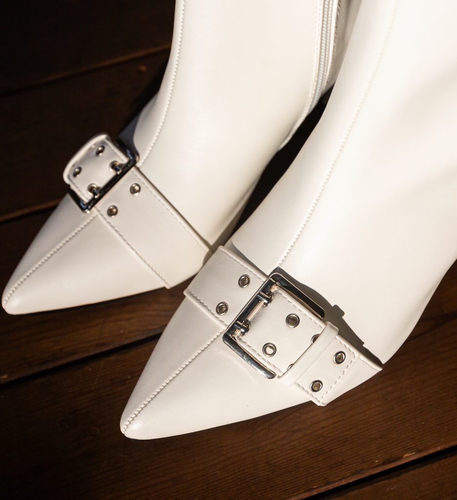 Botine Cliffor Albe - Eleganță și Stil Urban - imagine 4