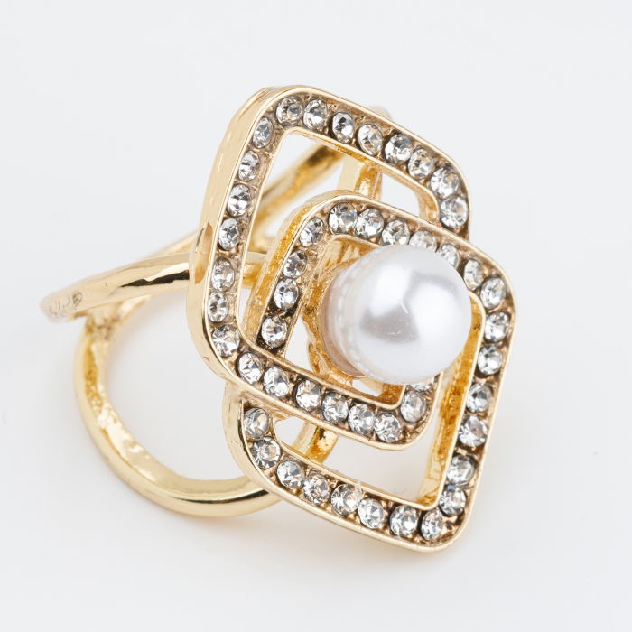 Brosa geometrică Shopika | Accesoriu elegant esarfe