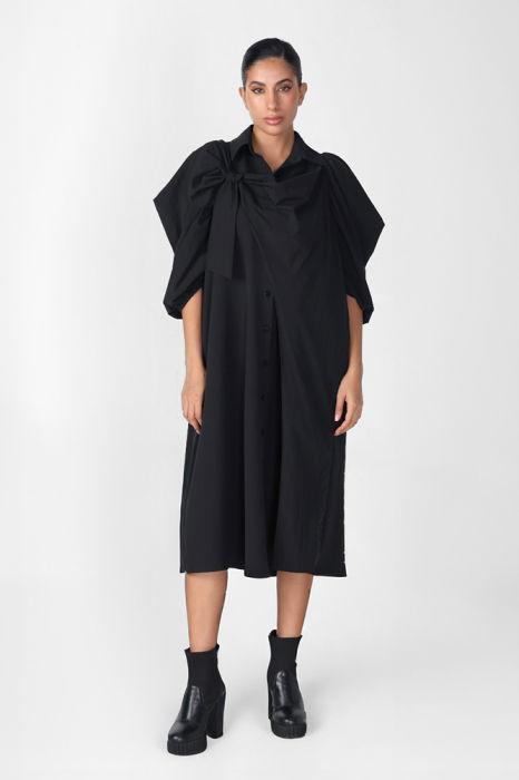 Rochie Neagră Oversize H-4 | Eleganță și Confort