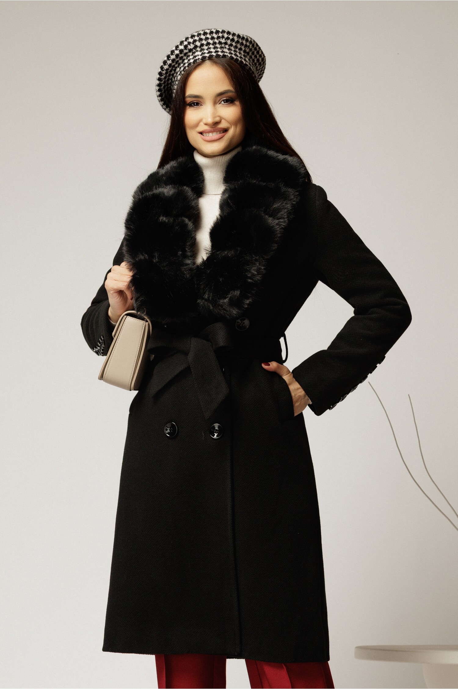 Palton Negru Midi cu Blanită - Croi Drept Elegant
