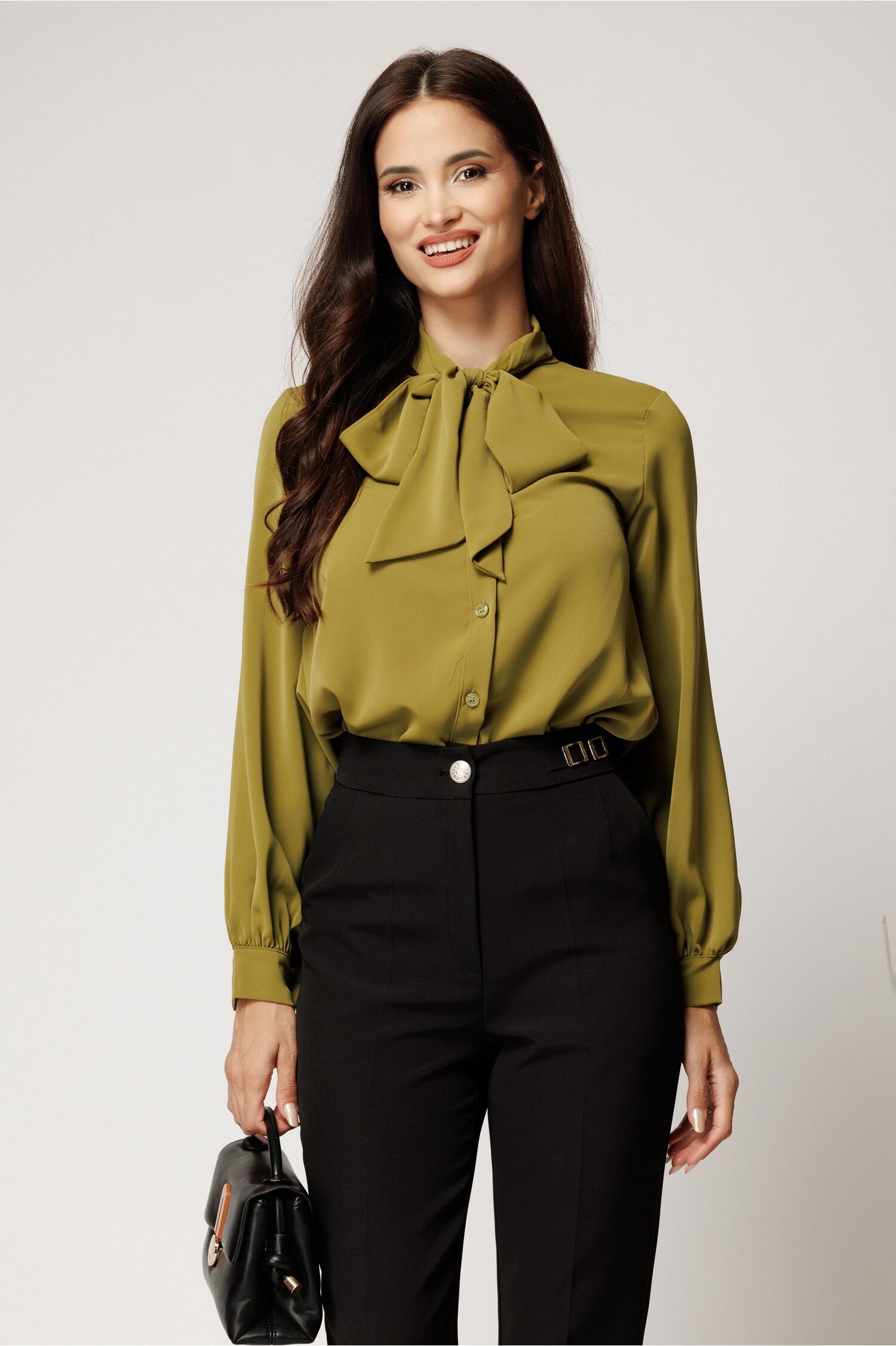 Camașă verde lime lejeră cu guler eșarfă