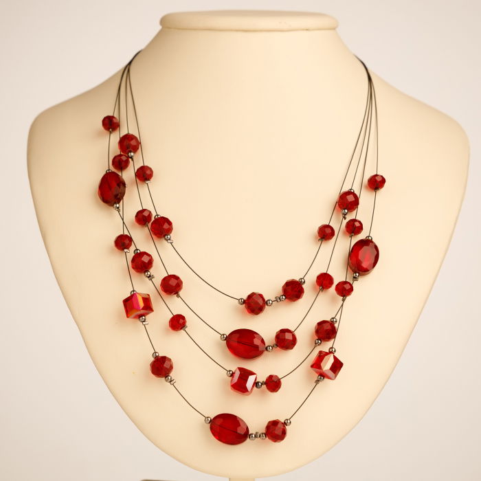 Set Shopika Eleganta: Colier si Cercei Rosii