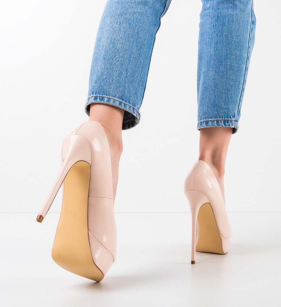 Pantofi Ferguson Nude - Eleganță și Stil