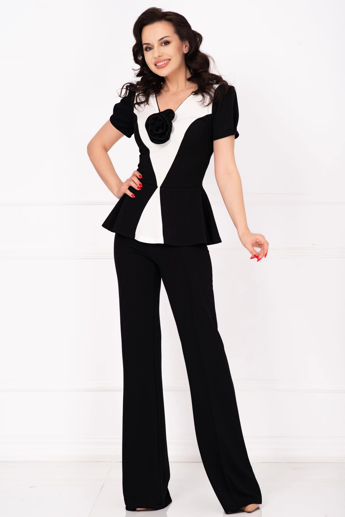 Compleu dama elegant negru Ruslana cu floare 3D