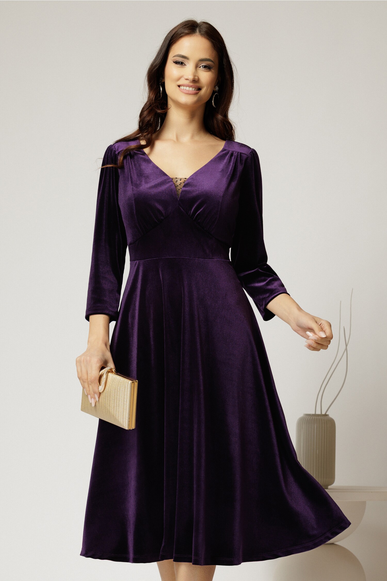 Rochie Catifea Mov Eleganta | Decolteu V
