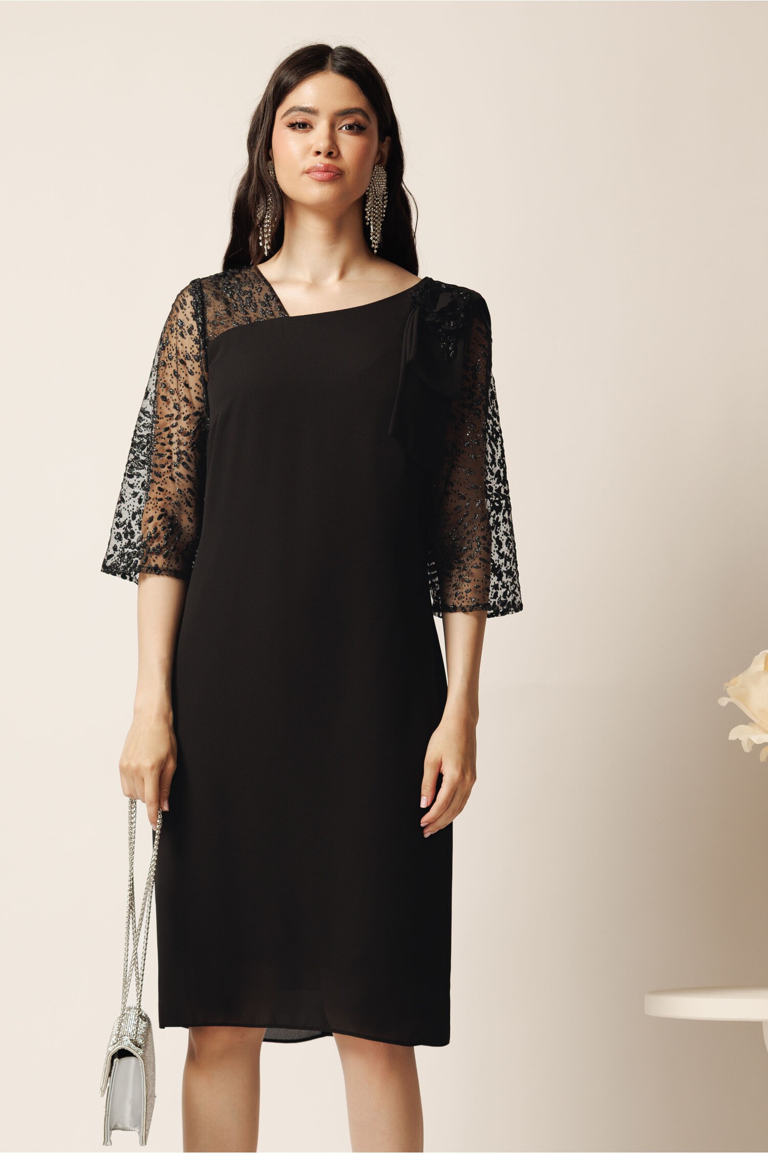 Rochie Midi Neagră Viada cu Glitter - Eleganță Absolută
