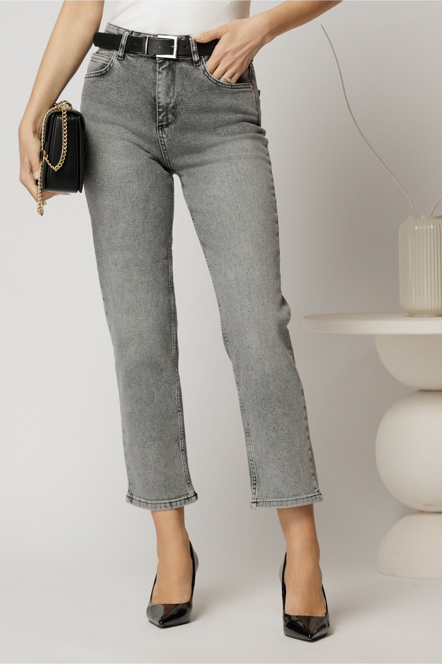 Blugi Dama Gri Mom Fit cu Talie Inalta si Curea