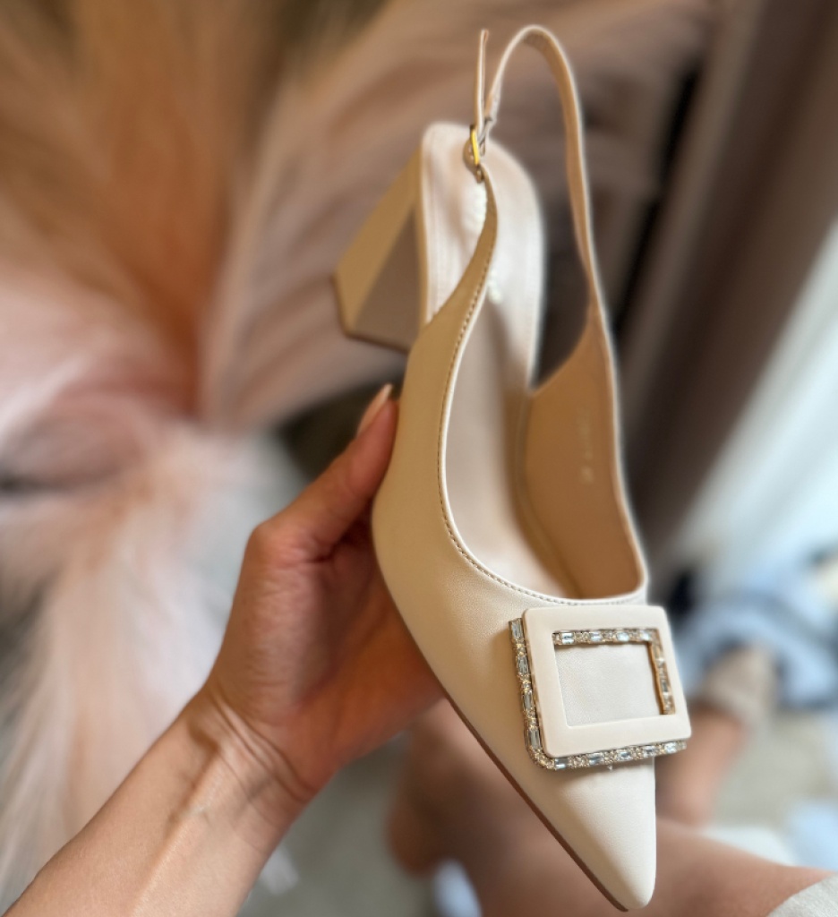 Pantofi Gentalya Bej cu Toc Eleganți - imagine 2