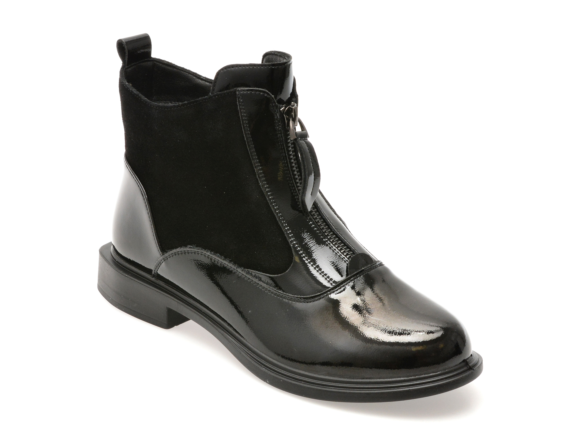 Ghete Flavia Passini | Eleganță în Piele Lacuită