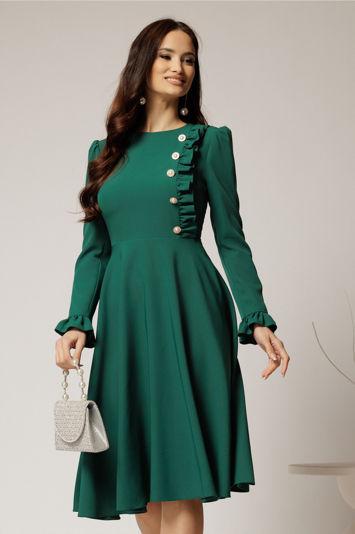 Rochie verde midi DY Fashion cu nasturi și volanase - imagine 2