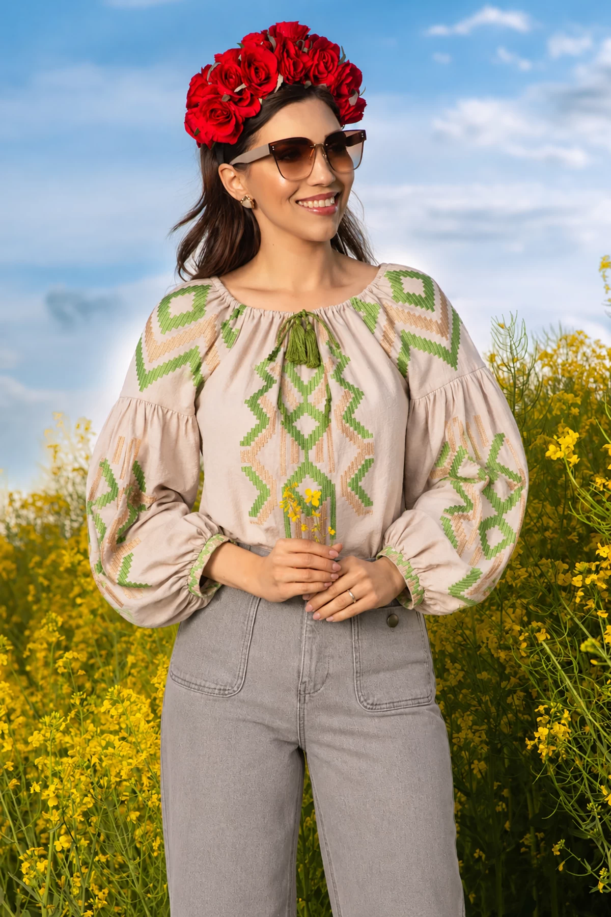 Bluza traditionala bej Effect cu broderie verde - imagine 2