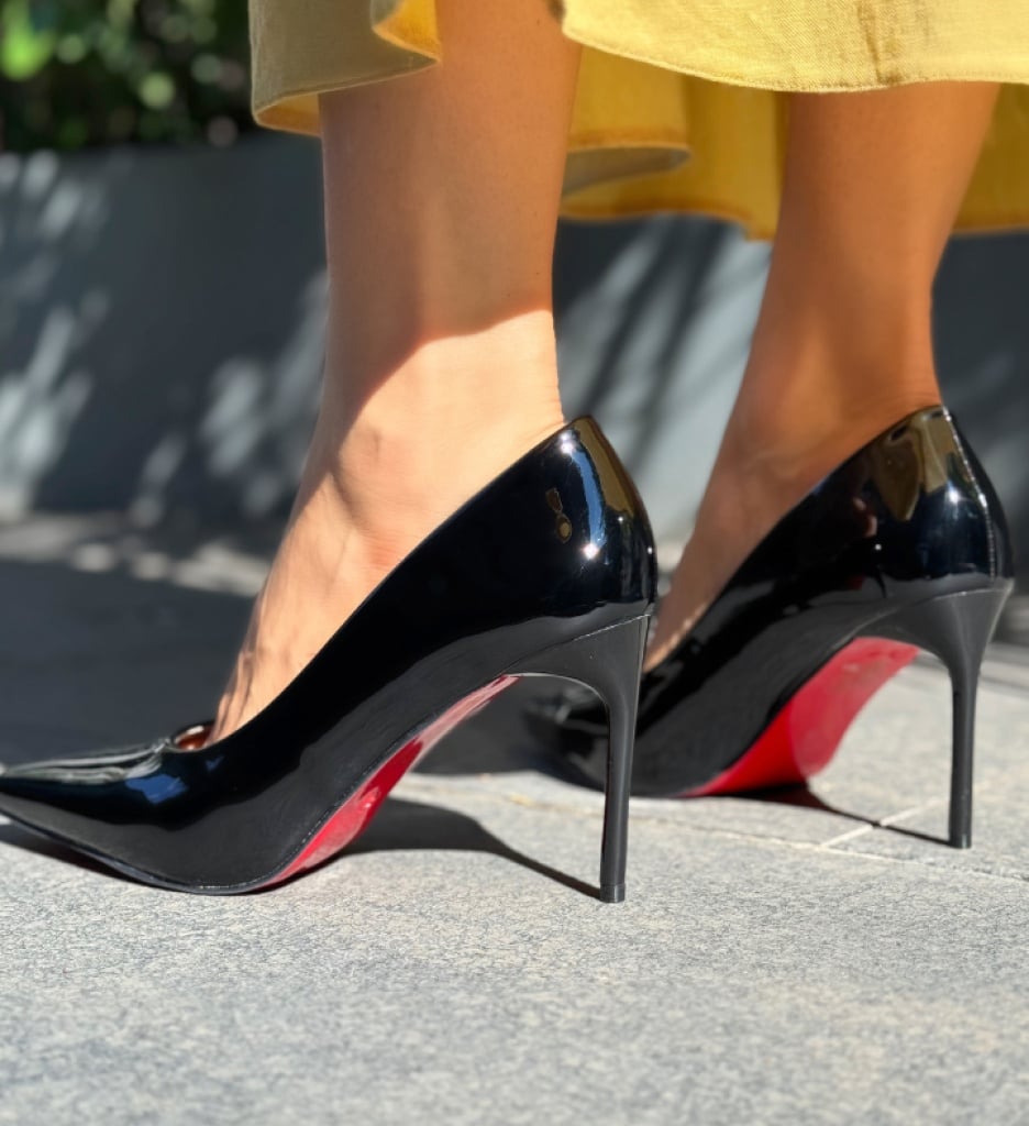 Pantofi Stiletto Neybar Negri - Eleganță și Stil