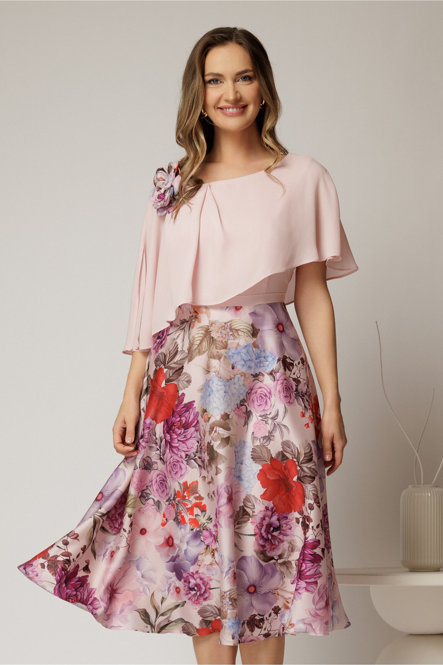 Rochie Midi Roz Ocazie Florală Eleganță