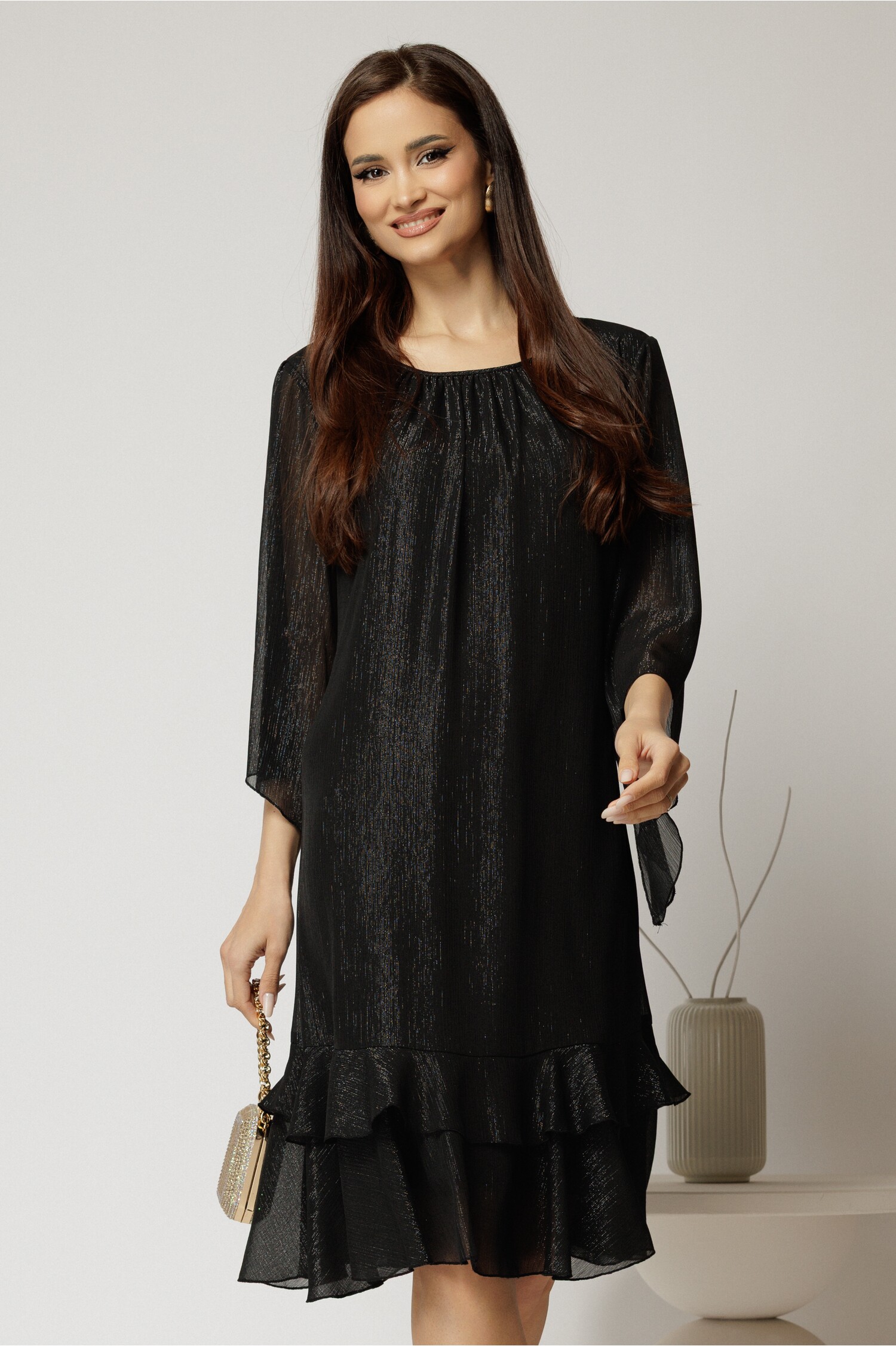 Rochie Midi Neagră Eleganță cu Fir Lurex