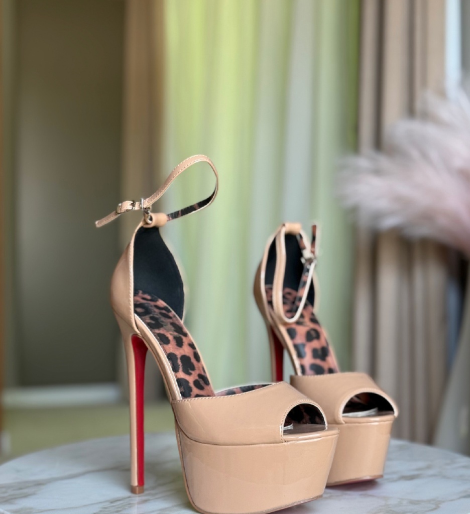 Sandale cu toc Ninesa Nude - Eleganță și Stil - imagine 4