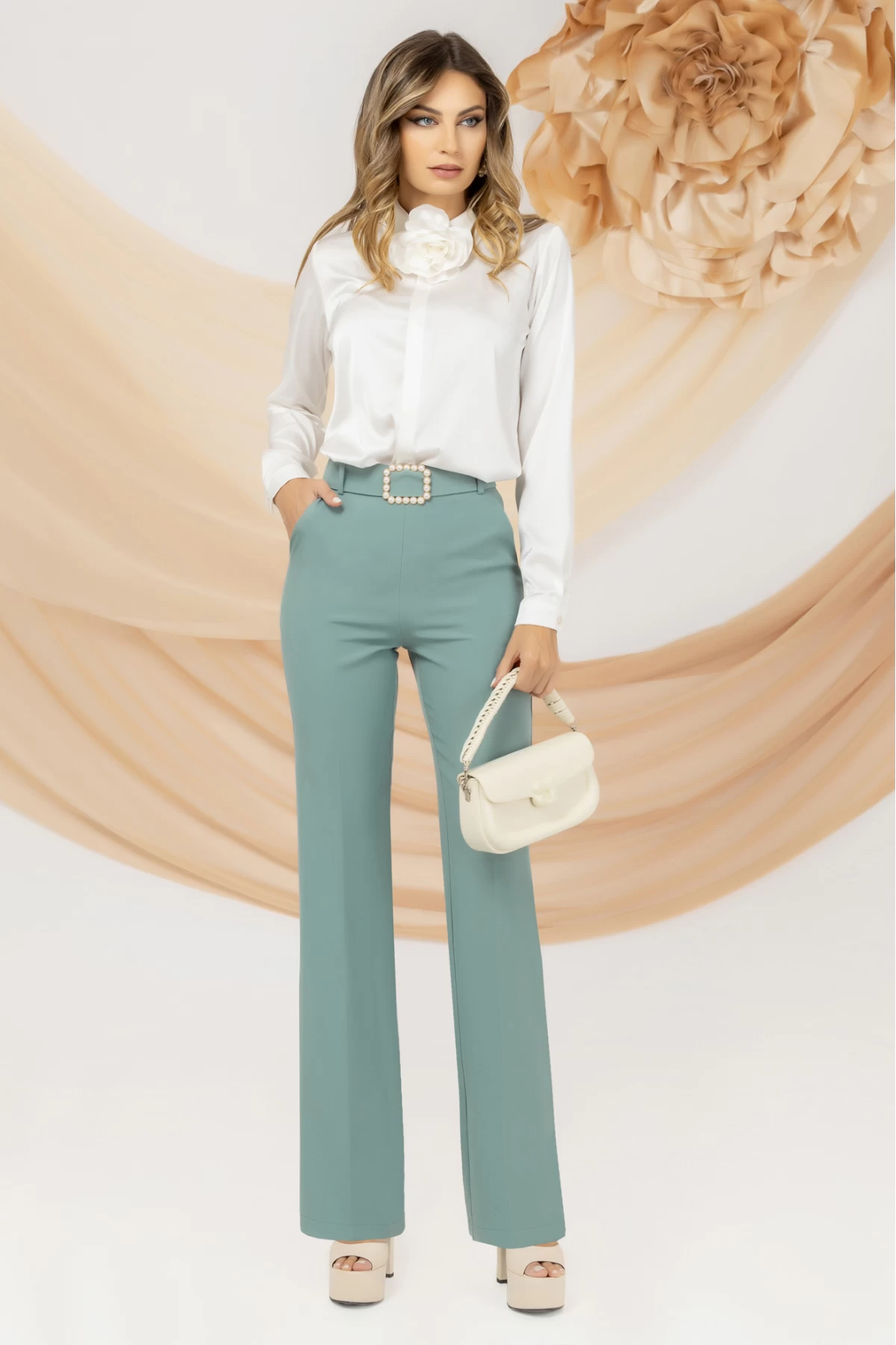 Pantaloni Pretty Girl Mint Evazați - Talie Înaltă